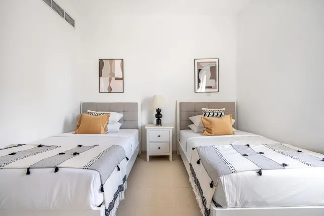 Al Ghozlan 3 - 5th Street - Dubai - Unit