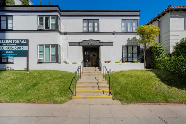 944 Tiverton Avenue
