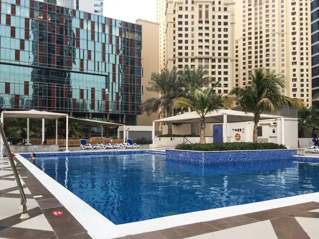 Bay Central - West Tower - Dubai - Unite