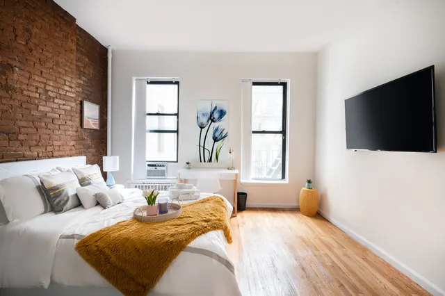 East 75th Street 327
