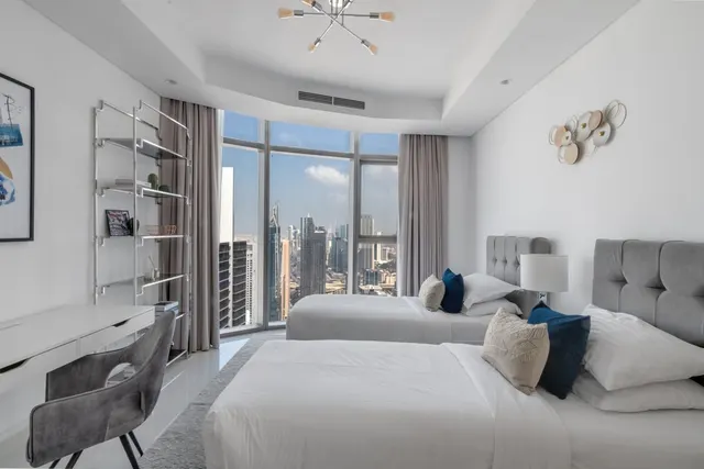 Paramount Tower Hotel & Residences - Dub