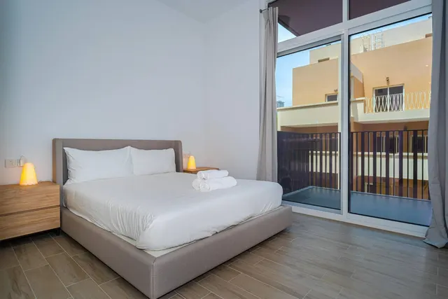 Jumeirah Village Circle AG08