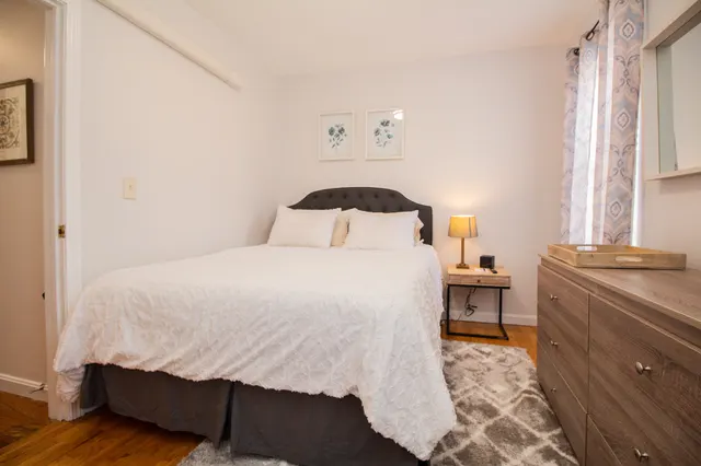 1004 Tremont Street