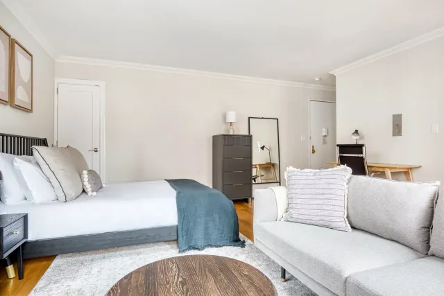 141 East 33rd Street