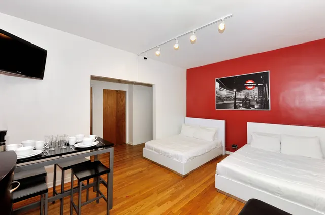 East 89th Street 201