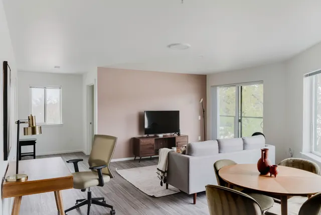 Union Bay Place Northeast 4609