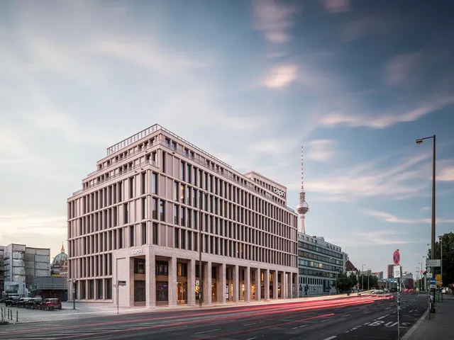 Scharrenstraße 22, 10178 2