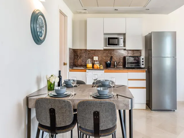 78 HaYarkon Street 78, 163