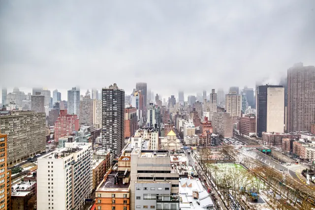 East 34th Street 401
