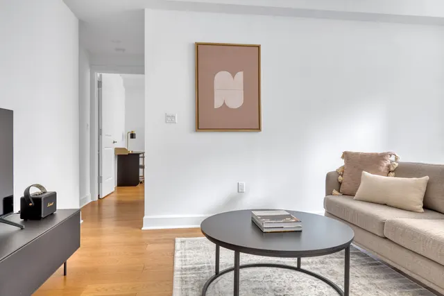 East 48th Street 160