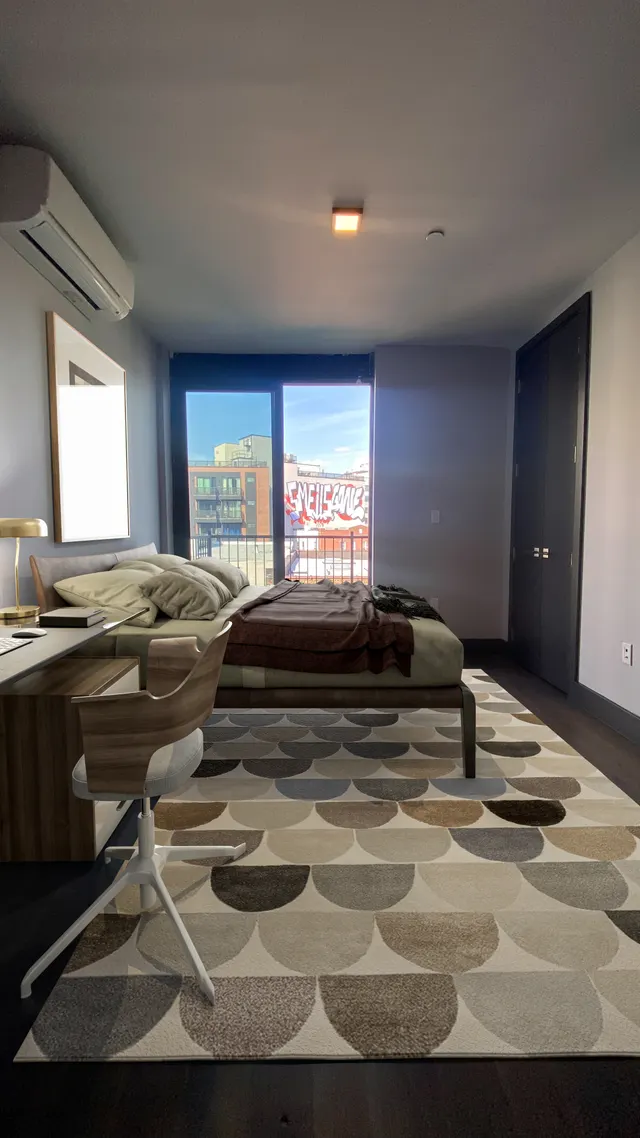 Grand Street 475