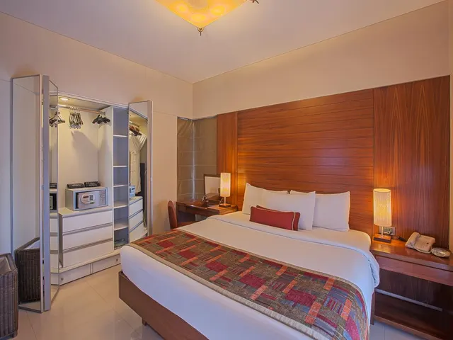 1C Naylor Road, Off Mangaldas Road