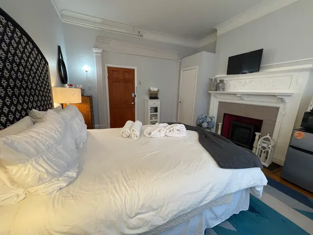 1029 Beacon Street