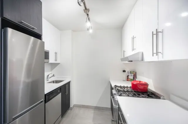 360 West 34th Street