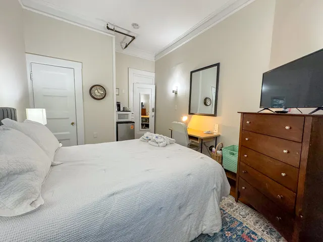 1029 Beacon Street
