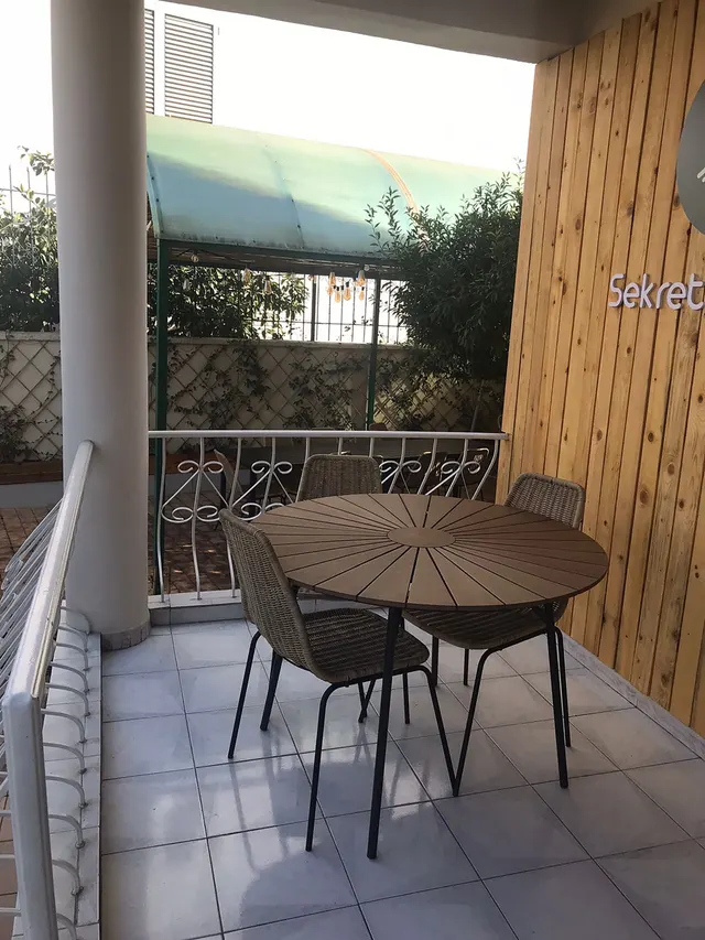 Rruga Rexhep Jella 15