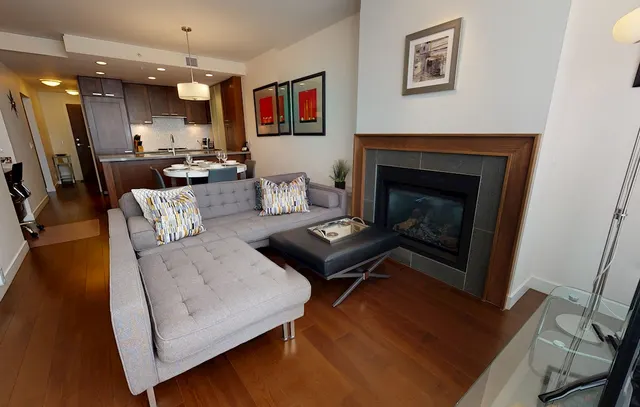 222 Riverfront Avenue SW, Calgary T2P 4V i Calgary, Canada