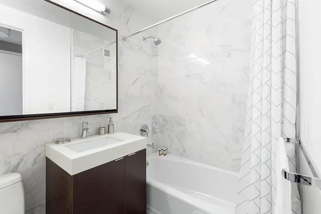 Duane Street 105