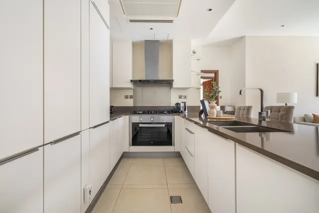 Marina Gate - Marina Promenade - Dubai -