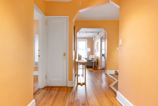 East 61st Street 405