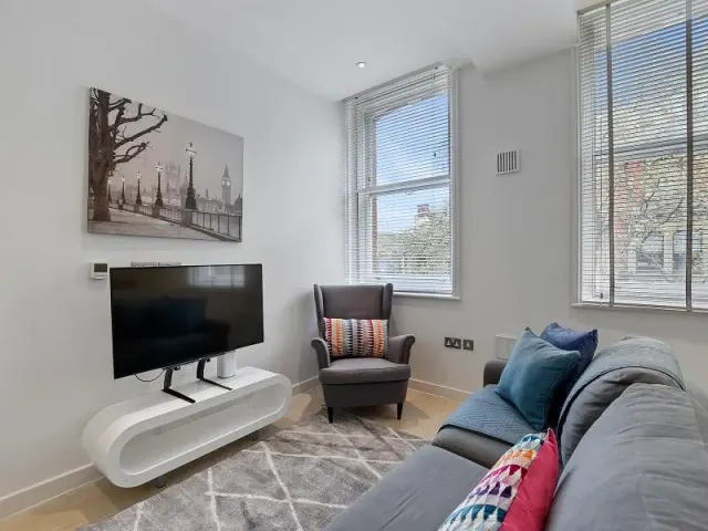 1 bedroom apartment