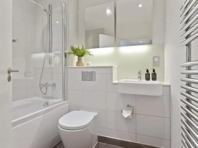2 bedroom apartment