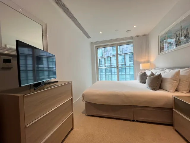2 bedroom apartment · sleeps 1 · 2 bath