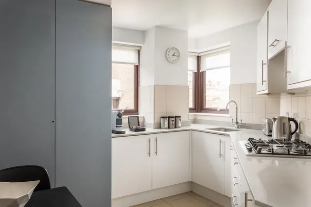 Monarch House Serviced Apartments