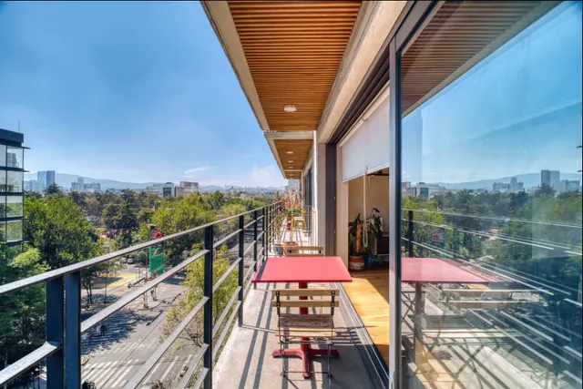 2 bedroom apartment · sleeps 5 (2)