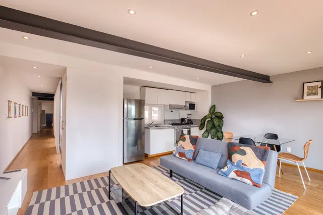 2 bedroom apartment · sleeps 1
