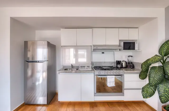 2 bedroom apartment · sleeps 1