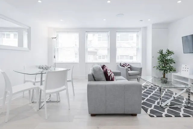 2 bedroom apartment