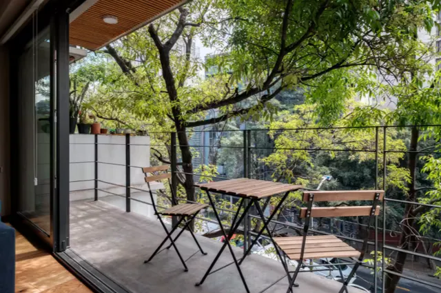 2 bedroom apartment · sleeps 5