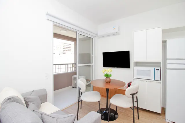 Benx Casa do Ator by Six Stays