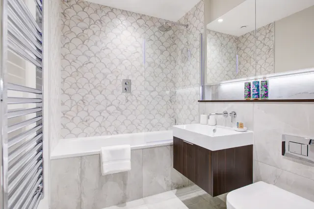 Hybrid Resi Canary wharf