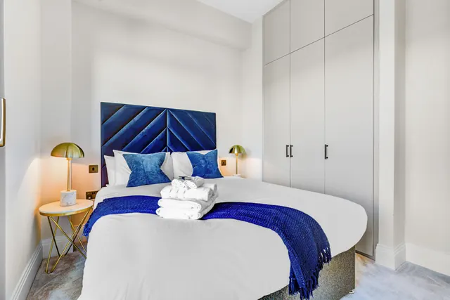 2 bedroom apartment
