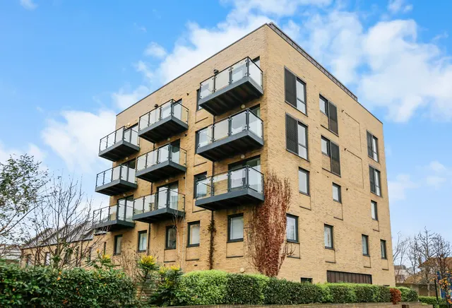 2 bedroom apartment