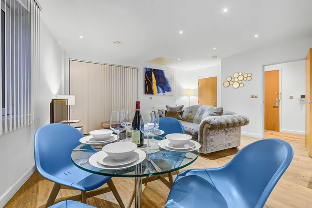 Hybrid Resi - Greenwich