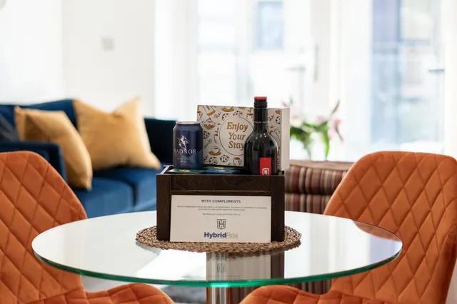 Hybrid Resi - Greenwich
