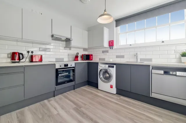 2 bedroom apartment