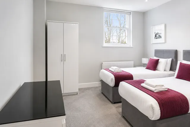 2 bedroom apartment