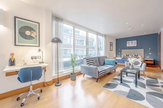 Studio · sleeps 3