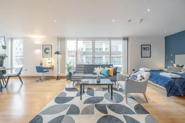 Studio · sleeps 3