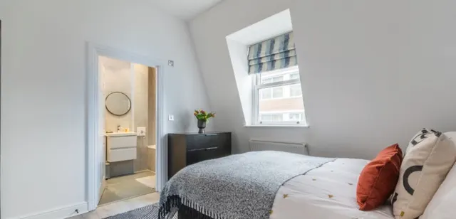 2 bedroom apartment · sleeps 6