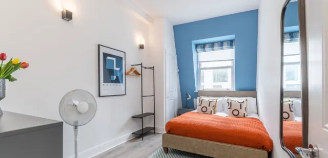 2 bedroom apartment · sleeps 6