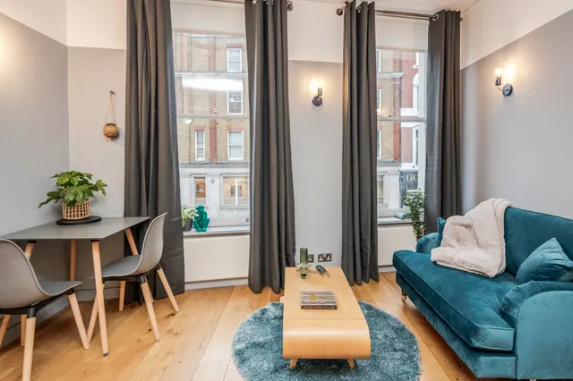 Kula Holborn