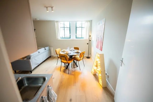 3 bedroom apartment · sleeps 5