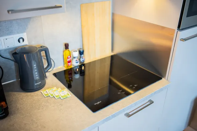 3 bedroom apartment · sleeps 5