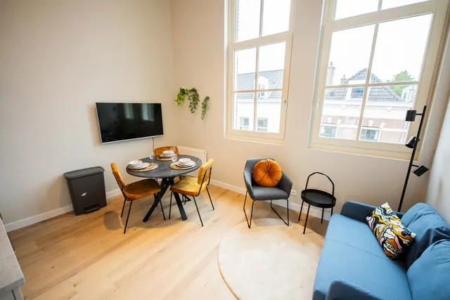 3 bedroom apartment · sleeps 1
