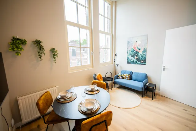 3 bedroom apartment · sleeps 1